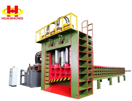 خردة المعادن القص